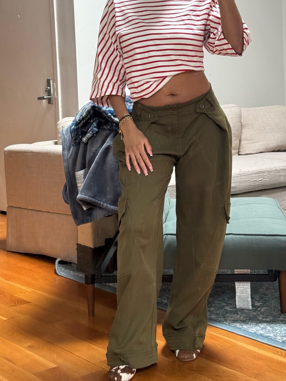 Zara SRPLS Olive Green Cargo Wide-Leg Pants , size US 26